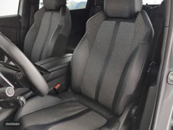 Peugeot 5008 Hybrid 1.2 Allure Pack eDCS6 100 kW (136 CV) - Miniatura 24