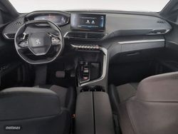 Peugeot 5008 Hybrid 1.2 Allure Pack eDCS6 100 kW (136 CV) - Miniatura 9