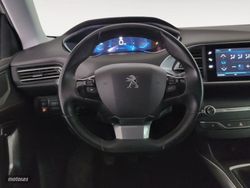Peugeot 308 BlueHDi 130 S&S Allure Pack 96 kW (130 CV) - Miniatura 9