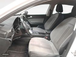 Seat Leon 1.5 TSI S&S Style Go 96 kW (130 CV) - Miniatura 10