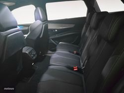 Peugeot 5008 BlueHDI 130 S&S GT EAT8 96 kW (130 CV) - Miniatura 12