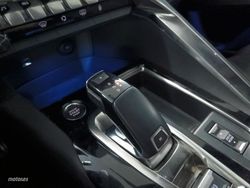 Peugeot 3008 BlueHDi 130 S&S GT EAT8 96 kW (130 CV) - Miniatura 14