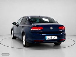 Volkswagen Passat Advance 1.6 TDI BMT 88 kW (120 CV) - Miniatura 4
