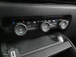 Citroen C4 PureTech 130 S&S 6v Plus 96 kW (131 CV) - Miniatura 21