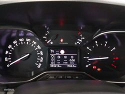 Citroen C3 Aircross PureTech 110 S&S Plus 81 kW (110 CV) - Miniatura 15