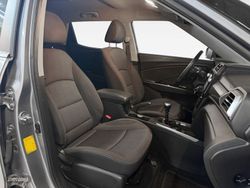 Ssangyong Tivoli G15T LP Urban Plus 99 kW (135 CV) - Miniatura 12