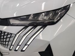 Peugeot 3008 1.2 Allure eDCS6 107 kW (145 CV) - Miniatura 23