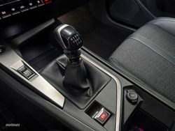 Peugeot 308 PureTech 130 S&S Allure 96 kW (130 CV) - Miniatura 14