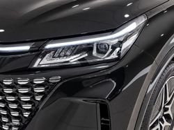 DFSK E5 1.5 PHEV Intelligent 160 kW (217 CV) - Miniatura 26