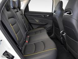 BAIC X55 1.5 Turbo DCT 130 kW (177 CV) - Miniatura 11
