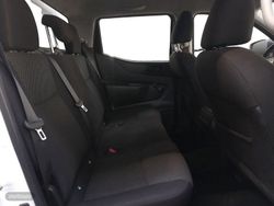 Nissan Navara PickUp 2.3 dCi Doble Cabina Visia 120 kW (163 CV) - Miniatura 11