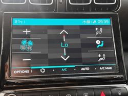 Citroen C3 Aircross PureTech 110 S&S Plus 81 kW (110 CV) - Miniatura 21