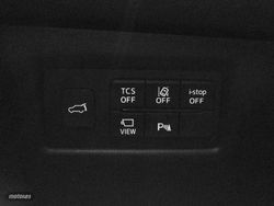 Mazda CX-5 2.2 DE Evolution AT 135 kW (184 CV) - Miniatura 24