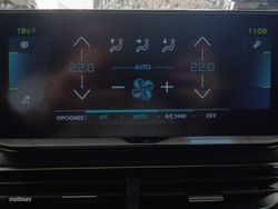 Peugeot 3008 Hybrid 225 Allure e-EAT8 165 kW (225 CV) - Miniatura 22