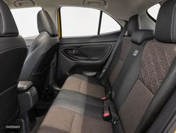 Toyota Yaris Cross 120H Business Plus 85 kW (116 CV) - Miniatura 11