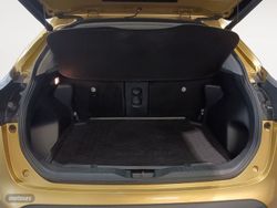 Toyota Yaris Cross 120H Business Plus 85 kW (116 CV) - Miniatura 13