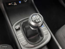 Hyundai Kona 1.0T Maxx 85 kW (115 CV) - Miniatura 14