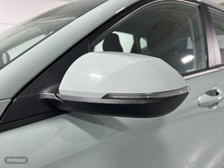 Hyundai Kona 1.0T Maxx 85 kW (115 CV) - Miniatura 24
