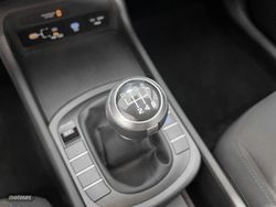 Hyundai Kona 1.0T Maxx 85 kW (115 CV) - Miniatura 14