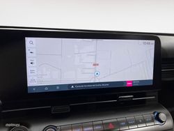 Hyundai Kona 1.0T Maxx 85 kW (115 CV) - Miniatura 17