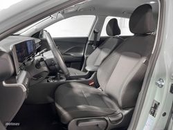 Hyundai Kona 1.0T Maxx 85 kW (115 CV) - Miniatura 22