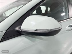 Hyundai Kona 1.0T Maxx 85 kW (115 CV) - Miniatura 23