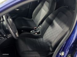 Citroen C-Elysee BlueHDi 100 Shine 74 kW (100 CV) - Miniatura 9
