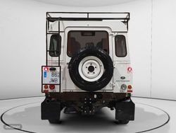 Land Rover Defender E - Miniatura 3