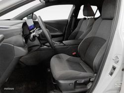 Toyota C-HR 140H Advance 103 kW (140 CV) - Miniatura 10