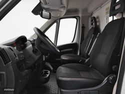 Peugeot Boxer Furgon BlueHDi 140 S&S 335 L3H2 103 kW (140 CV) - Miniatura 10