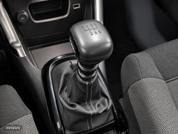 Citroen C3 Aircross PureTech 110 S&S Plus 81 kW (110 CV) - Miniatura 16