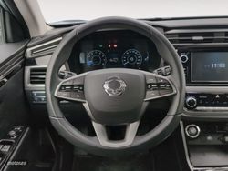 Ssangyong Korando G15T Limited LP 110 kW (149 CV) - Miniatura 8