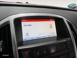 Opel Astra 1.4 Turbo GLP Selective 103 kW (140 CV) - Miniatura 17