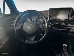 Toyota C-HR 180H Advance 135 kW (184 CV) - Miniatura 9