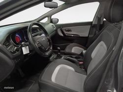 Kia Ceed 1.6 CRDi VGT x-Tech16 Eco-Dynamics 100 kW (136 CV) - Miniatura 10