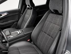 Renault Austral Techno Mild Hybrid Auto 116 kW (158 CV) - Miniatura 23