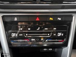 Volkswagen T-Roc Life 2.0 TDI 85 kW (115 CV) - Miniatura 20