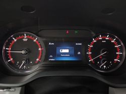 MAXUS Deliver 9 2.0D L2H2 Comfort 120 kW (163 CV) - Miniatura 15