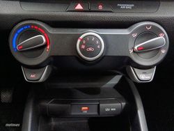 Kia Stonic 1.2 DPi Concept 62 kW (84 CV) - Miniatura 19