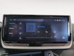 Peugeot 2008 PureTech 100 S&S Active 75 kW (100 CV) - Miniatura 18