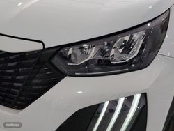 Peugeot 2008 PureTech 100 S&S Active 75 kW (100 CV) - Miniatura 24