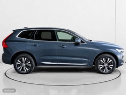 Volvo XC 60 T6 Recharge Core AWD Auto 257 kW (350 CV) - Miniatura 2