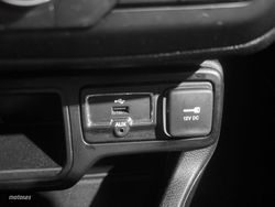 Jeep Renegade eHybrid 1.5 Limited ATX 96 kW (130 CV) - Miniatura 23