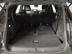 Peugeot 5008 Hybrid 1.2 Allure eDCS6 107 kW (145 CV) - Miniatura 13