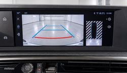 Peugeot 5008 Hybrid 1.2 Allure eDCS6 107 kW (145 CV) - Miniatura 18