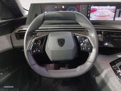 Peugeot 5008 Hybrid 1.2 Allure eDCS6 107 kW (145 CV) - Miniatura 9
