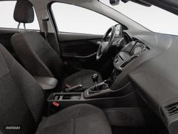 Ford Focus 1.0 Ecoboost S&S Business 92 kW (125 CV) - Miniatura 14