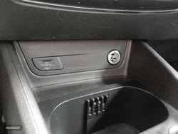 Audi Q2 Advanced 30 TDI 85 kW (116 CV) S tronic - Miniatura 22