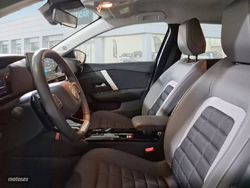 Citroen C4 Hybrid 145 ë-DCS6 Plus - Miniatura 11