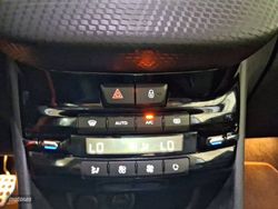 Peugeot 2008 1.2 PureTech 96KW (130CV) S&S GT Line - Miniatura 10